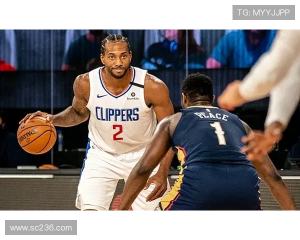 帕金斯谈鹈鹕副总裁韦弗对锡安的严格要求与个人成长经历 帕金斯谈鹈鹕副总裁韦弗对锡安的严格要求与个人成长经历